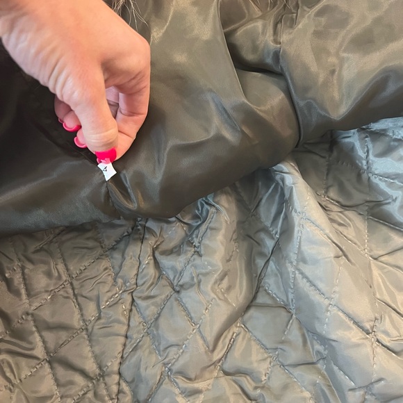 BEAUTIFUL and BRIGHT Annabelle Girl’s Fur Utility Coat Size 4 - Picture 8 of 12